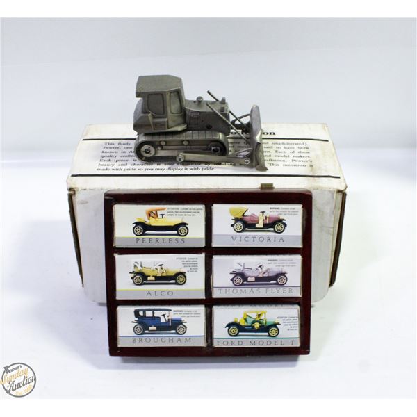 CAST JOHN DEER 850C CRAWLER WITH A COLLECTORS