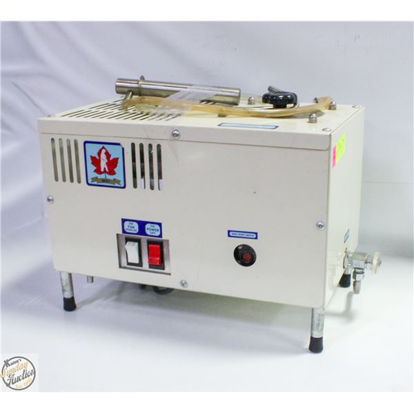 POLAR BEAR 26-E1 WATER DISTILLER