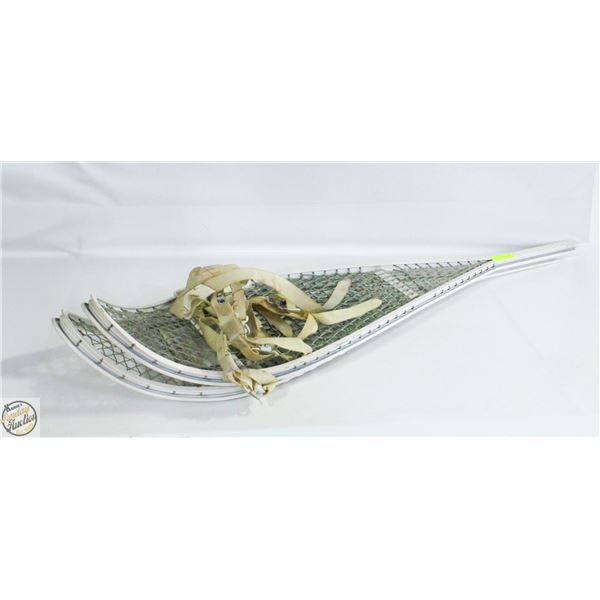 PAIR OF ALUMINUM SNOW SHOES