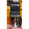 Image 1 : 2 BLACK SWIVEL BAR STOOLS ADJUSTABLE 42"