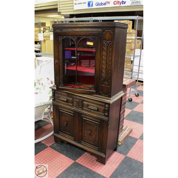 VINTAGE/ANTIQUE CHINA CABINET H-67.75"
