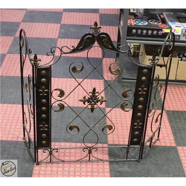 WROUGHT IRON 3 PANEL FOLDABLE FIREPLACE SCREEN