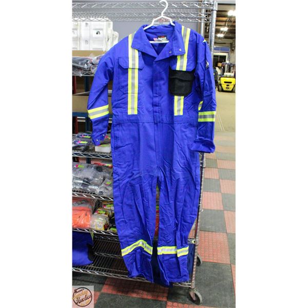 BULWARK FLAME RESISTANT 42 REGULAR COVERALLS