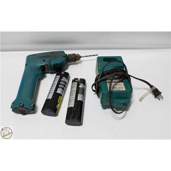 9.6V MAKITA DRILL W/3 WORKING BATTERIES+CHARGER