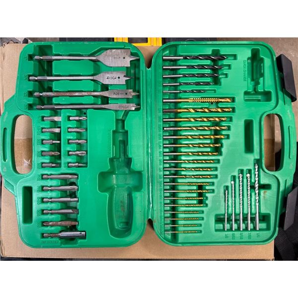 HITACHI DRILL BIT/DRIVER BIT SET WITH CASE