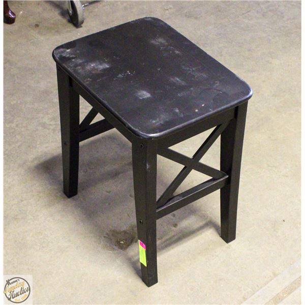 BLACK SOLID WOOD BAR STOOL