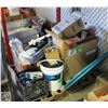 Image 1 : PALLET OF COMMERCIAL ACCESSORIES INCLUDES WINCH