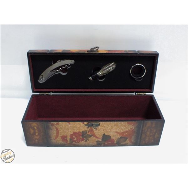WOODEN WINE BOX W/CORKSCREW+OTHER ACCESSORIES NEW