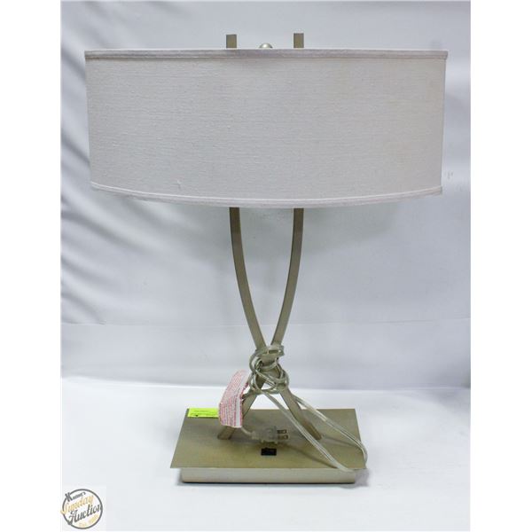 MODERN DESIGN TABLE LAMP