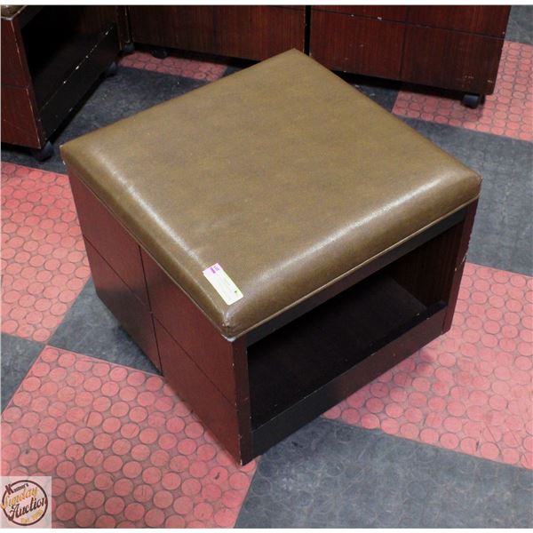 ROLLING LEATHERETTE TOP STORAGE OTTOMAN
