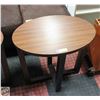 Image 1 : OVAL SIDE TABLE 24" X 16" X 23"