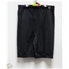 Image 1 : ESTATE LULULEMON LADIES BLACK FORM FITTED