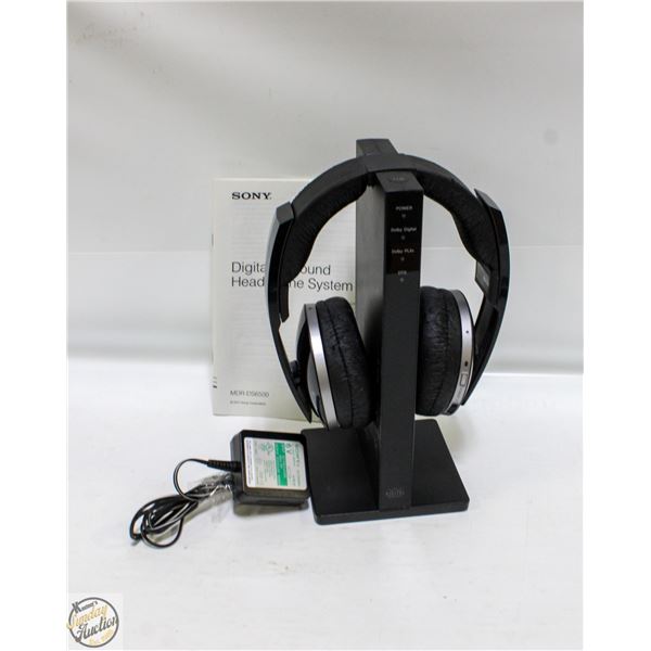 SONY DIGITAL WIRELESS HEADPHONES W/CHARGING DECK