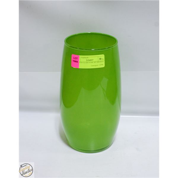 MODERN GLASS VASE BY SWISH & CO.