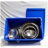 Image 1 : TOTE OF STAINLESS STEEL BOWLS AND INSERTS