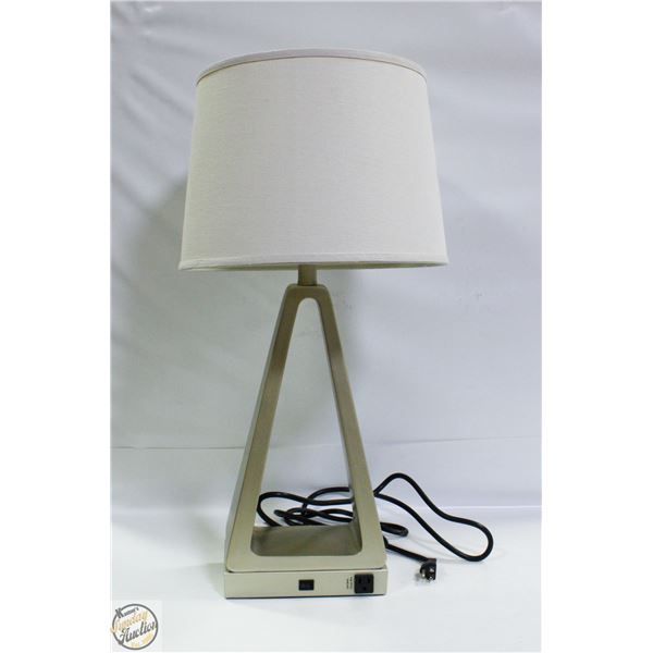 MODERN DESIGN TABLE LAMP
