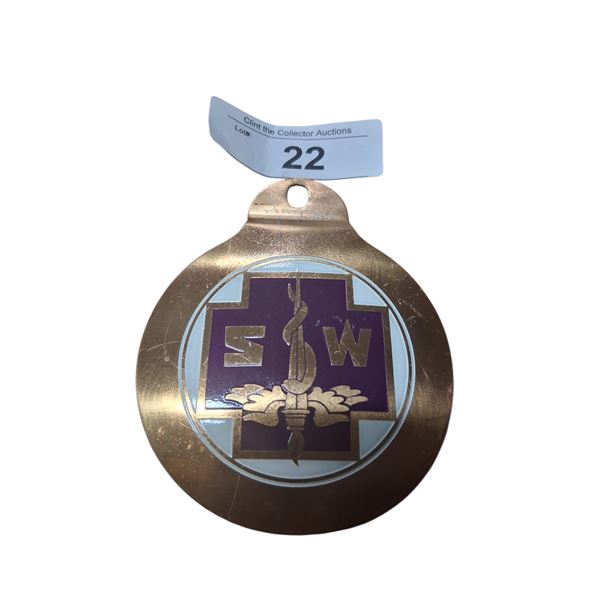 Vintage license plate topper S/W 3" dia