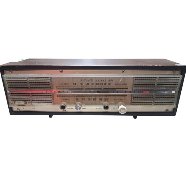 Vintage 2 speaker high fidelity radio