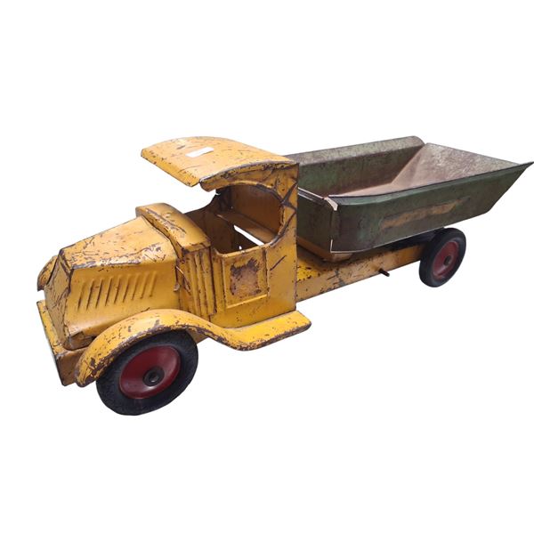 Antique pressed steel C cab truck 22" long