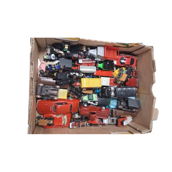 Approx 30 die cast cars