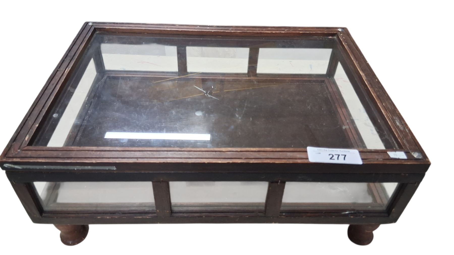 Vintage glass display case, with one cracked panel, 21.5