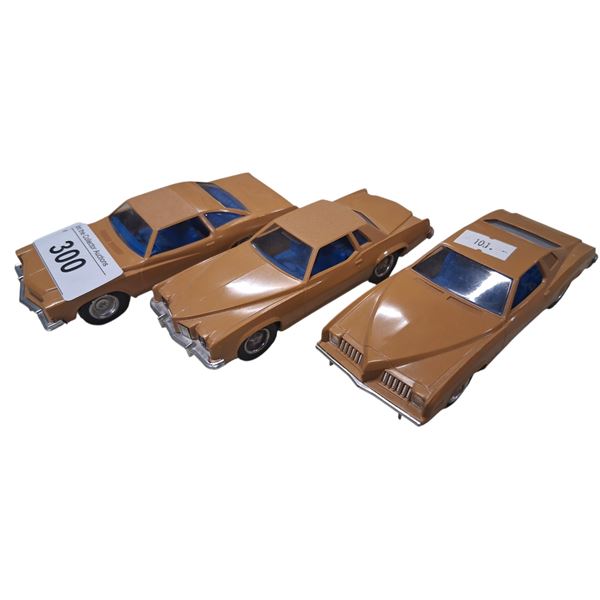 3 dealer promo GM vehicles Grand Prix, Buick Century, Grand Am, each approx 5.5"