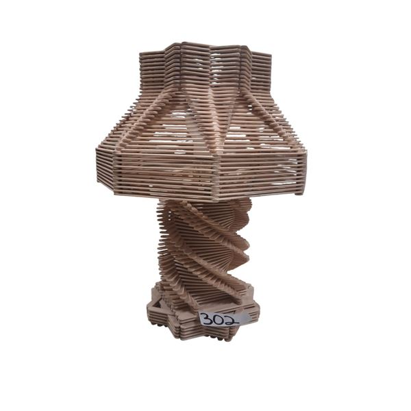 Folkart popsicle stick lamp, works, 14"
