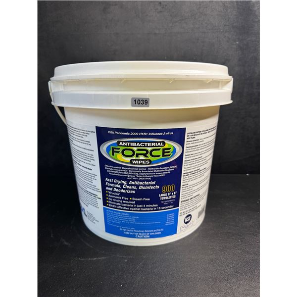 Bucket of 900 Antibacterial Force Wipes; Fast-Drying (Large 8" x 6" Wipe Size) Cleans/Disinfects New