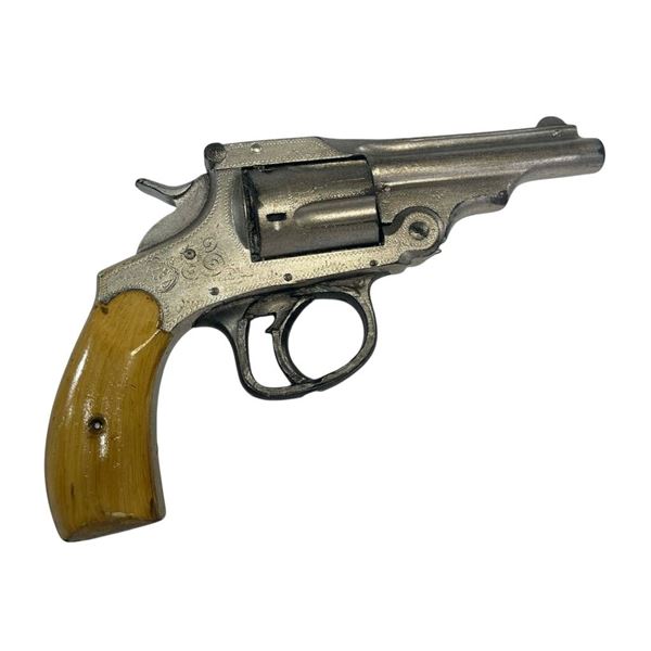 Sherlock Holmes: A Game of Shadows (2011) - Laurentiu Possa (Rene Heron) Assassin Revolver