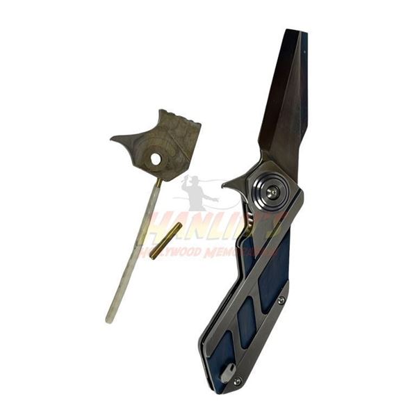 Altered Carbon (2018 - 2020) - Hero FX Blood Knife