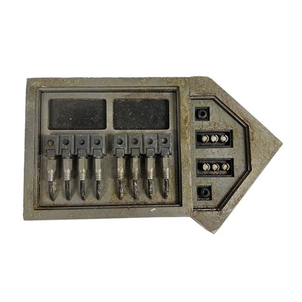 The Dark Tower (2017) - Portal Control Panel - Lot B