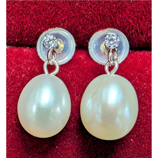 10K FRESH WATER PEARL AND LAB DIAMOND EARRINGS, SUGGESTED RETAIL VALUE $400
