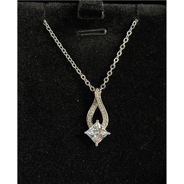 *NEW* PLATINUM PLATED 1 CT PRINCESS CUT SIMULATED DIAMOND (CZ) NECKLACE