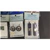 Image 9 : BOX OF ASSORTED STAR TREK JEWELRY, HOLOGRAM ITEMS & HIGH TECH WEAR JEWELRY