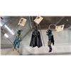 Image 2 : BOX OF ASSORTED STAR WARS KEYCHAINS