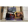 Image 2 : BOX OF ASSORTED TRADING CARDS: XENA, GARGOYLES, STARGATE & ALIENS 3