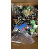 Image 3 : BOX OF ASSORTED MARVEL HEROCLIX & MECH WARRRIOR MINIATURES & MAPS