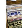Image 2 : ROLLING BOX OF ASSORTED VINYL RECORDS