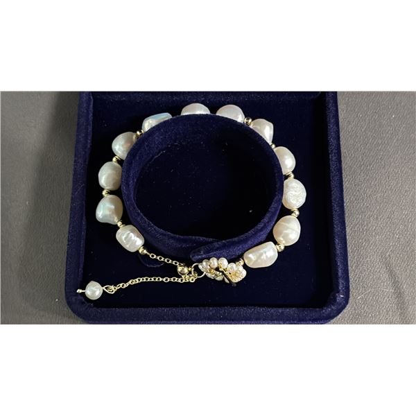 *NEW* FRESHWATER PEARL TOGGLE CLASP BRACELET