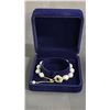 Image 2 : *NEW* FRESHWATER PEARL TOGGLE CLASP BRACELET