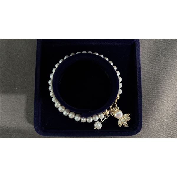 *NEW* FRESHWATER PEARL BRACELET WITH LEAF CHARM