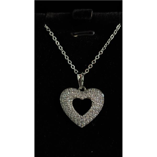 *NEW* PLATINUM PLATED 24MM SIMULATED DIAMOND (CZ) HEART CLUSTER NECKLACE: ADJUSTABLE 16"-18" CHAIN
