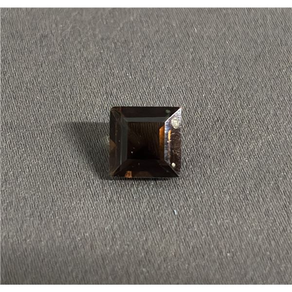 4.2CT PRINCESS CUT NATURAL SMOKEY QUARTZ: 10 X 10 MM