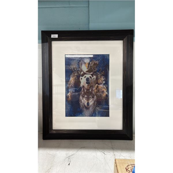 FRAMED ANIMAL THEMED DIAMOND ART PAINTING: 24" X 20"