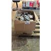 Image 1 : BOX OF ASSORTED CASSETTE TAPES