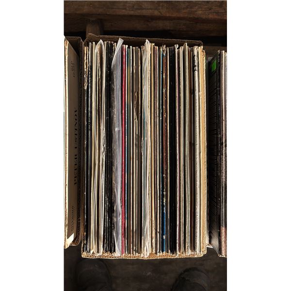 BOX OF ASSORTED VINYL RECORDS