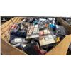 Image 2 : BOX OF ASSORTED CASSETTE TAPES