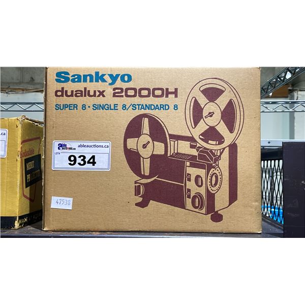 SANKYO DUALUX 2000H SUPER 8 FILM PROJECTOR