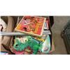 Image 4 : PALLET OF ASSORTED ITEMS INCLUDING BOOKS, POSTER, VHS AND MORE