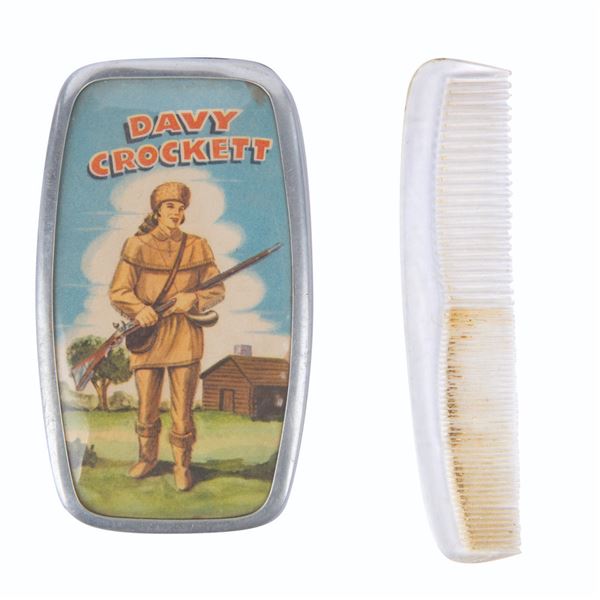 A Davy Crockett Brush & Comb.